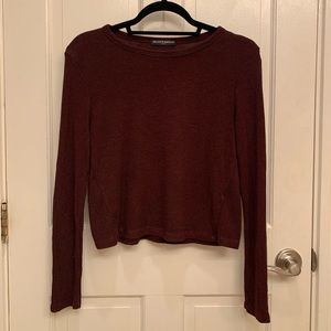 long sleeve cropped shirt